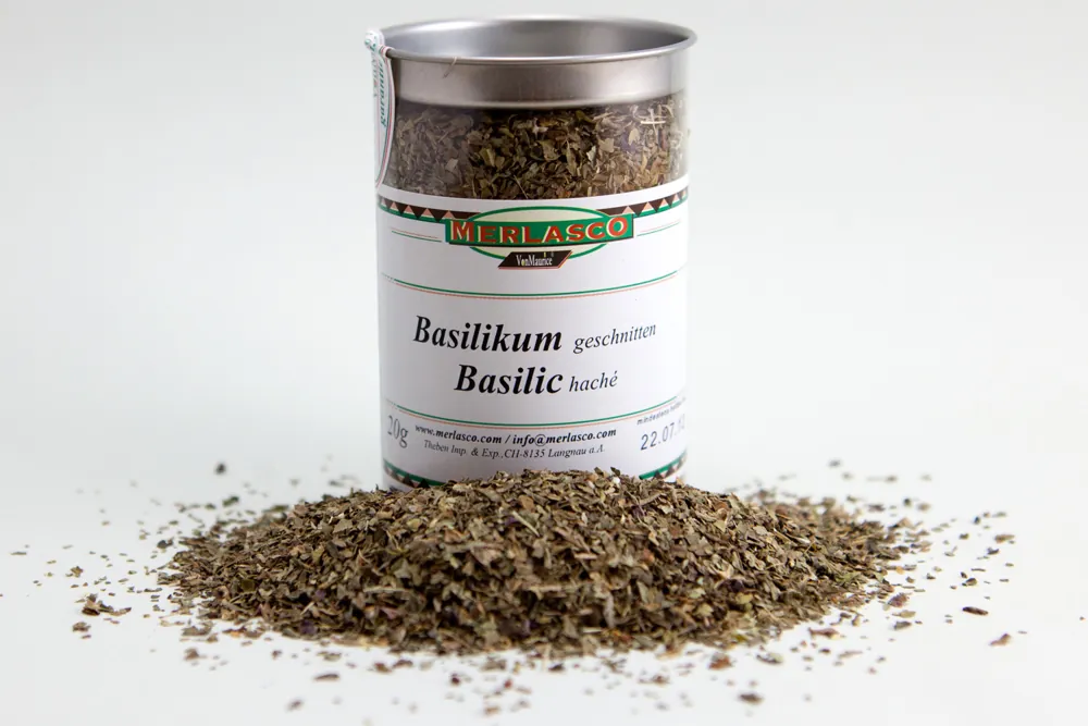 Basilikum geschnitten (Ocimum species)